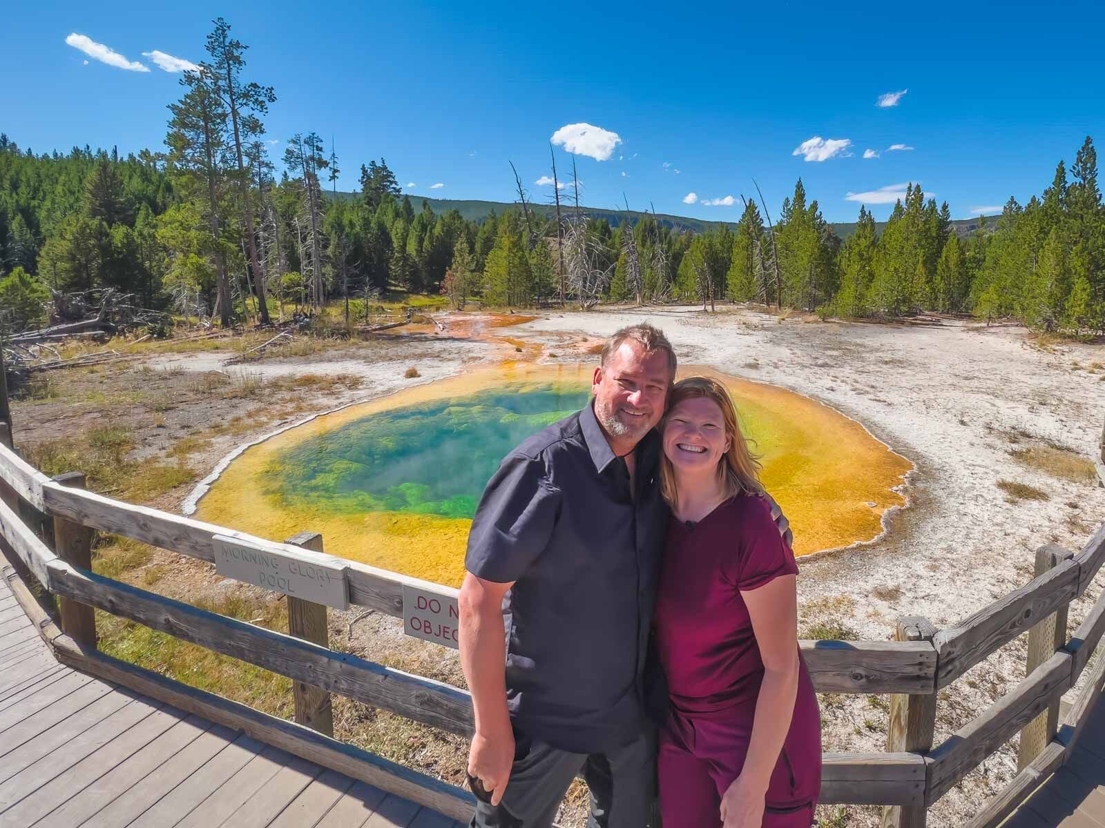 Cosas que hacer en el Parque Nacional de Yellowstone Morning Glory Dave y Deb