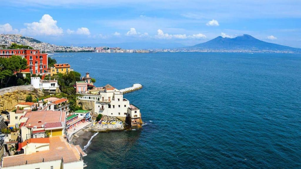 Nápoles Las mejores ciudades para luna de miel en Italia