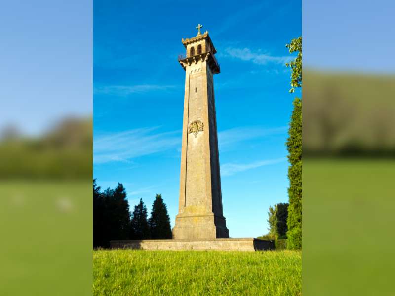 Somerset Monument, uno de los lugares pintorescos de Cotswold Way